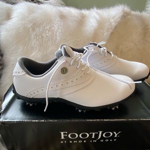 Footjoy brand new woman’s golf shoes size 7